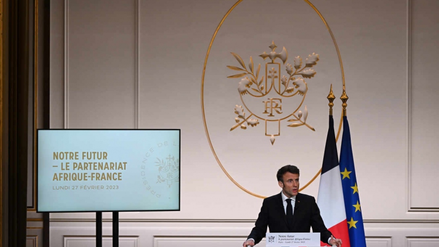 Pháp giảm hiện diện quân sự, định hình lại quan hệ với châu Phi